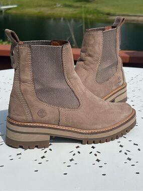New TIMBERLAND Boots Sz 5.5
